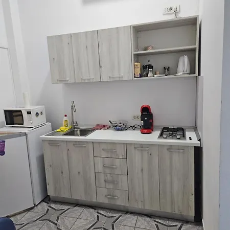 Retro And Cozy With Electric Fireplace Constanţa